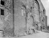 Chanteuges: Façade de l'église environ 1887