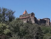 et bien sûr la vue de la gravière sur l'abbaye