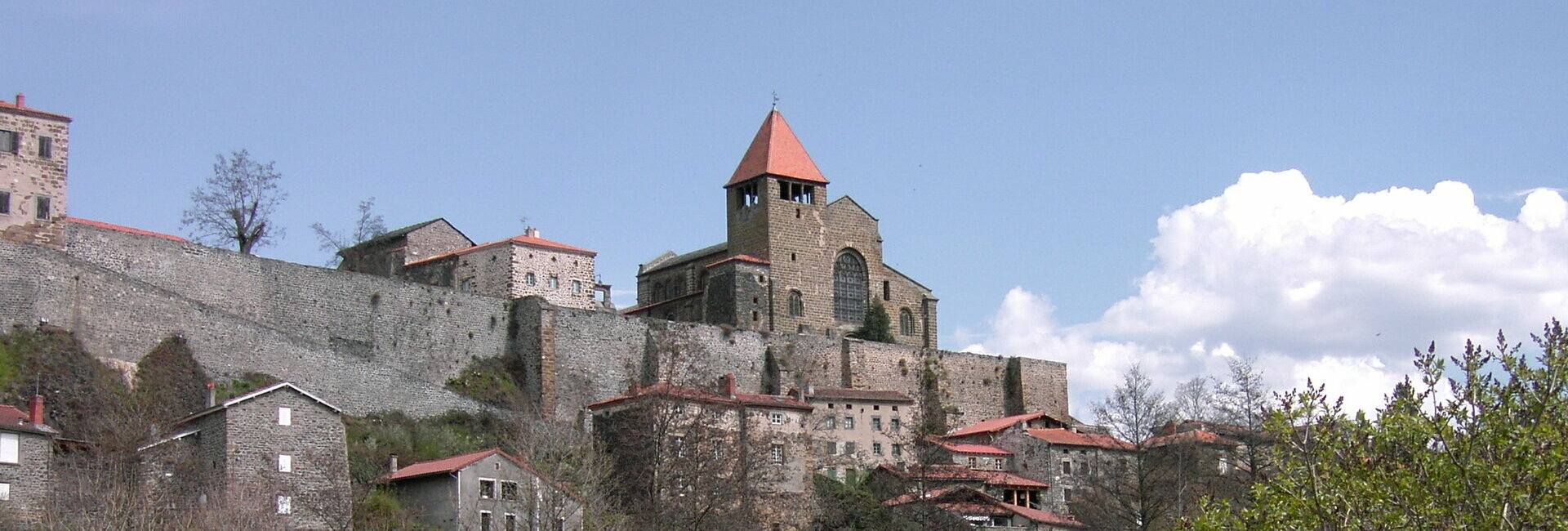 Mairie de Chanteuges dans le Haut-Allier